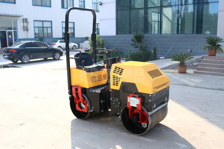 不容錯過的技術(shù)干貨——小型壓路機平安?？考记? title=